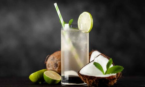 Coconut-water-with-lemon-and-mint